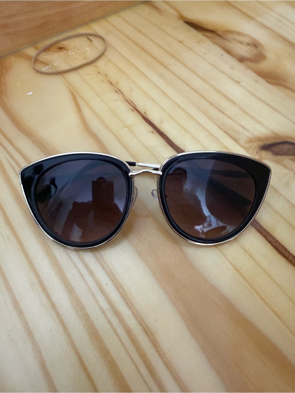 Cat eye classy sunglasses